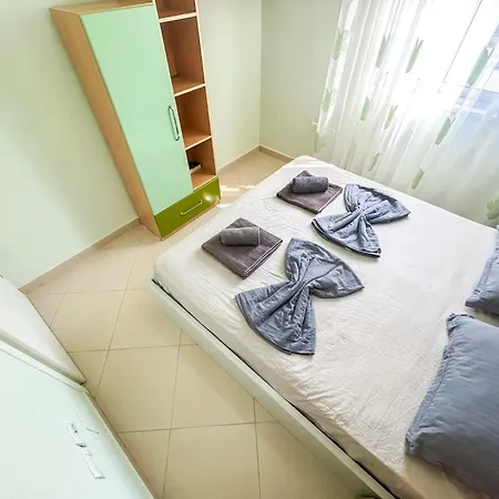 Apartment Cinco 523