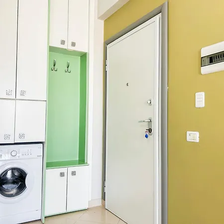 Apartment Cinco 523 *
