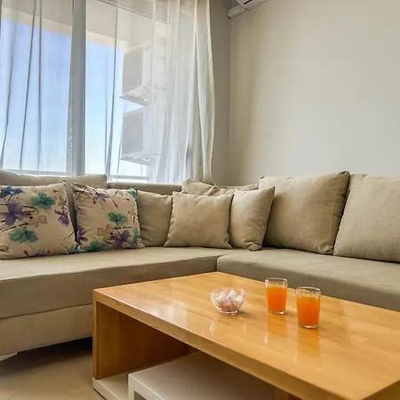 Apartment Cinco 523 Durres